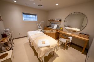 Owners of the Yume Spa in Tulsa, Oklahoma specified a continuous, smooth, and serene flooring finish throughout their medical grade spa facility and Bomanite of Tulsa delivered by installing Bomanite Micro-Top.